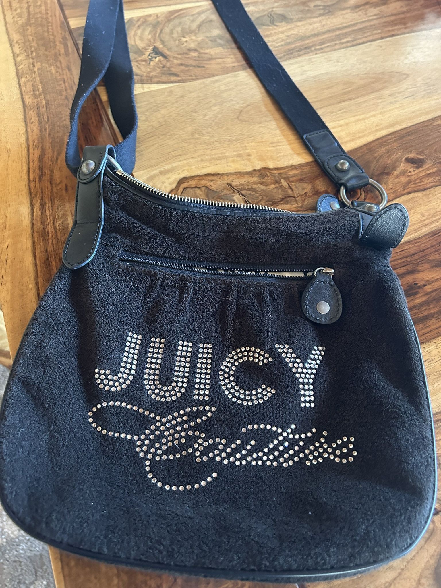 Juicy Crossbody