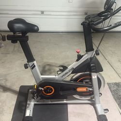 Stationary bike/Exercise bike