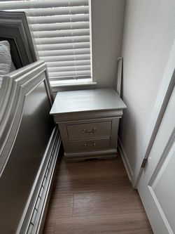 Silver 2-Drawer Nightstand Bedside Table