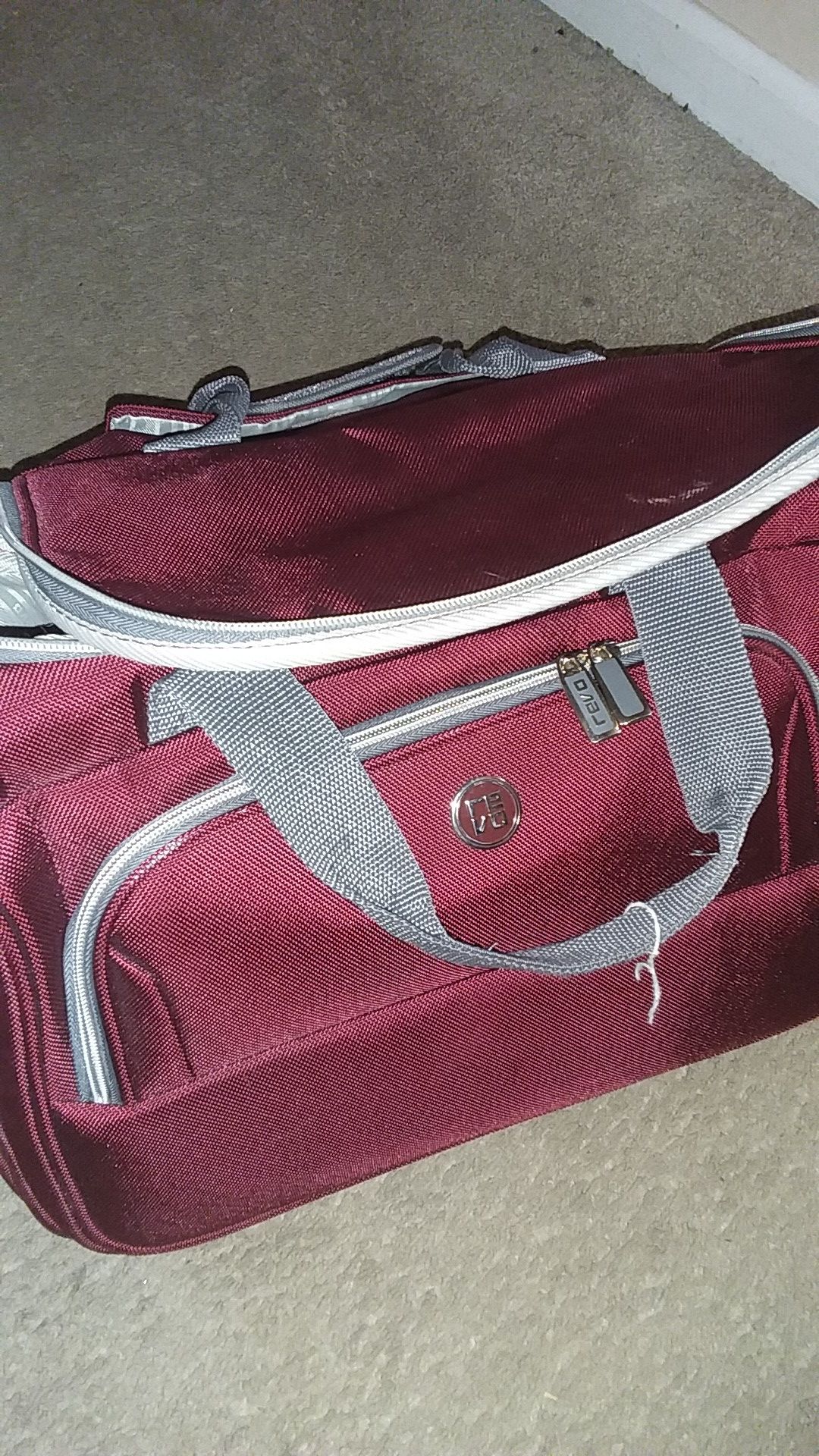 REVO Luggage Bag(Burgundy)- MINT CONDITION