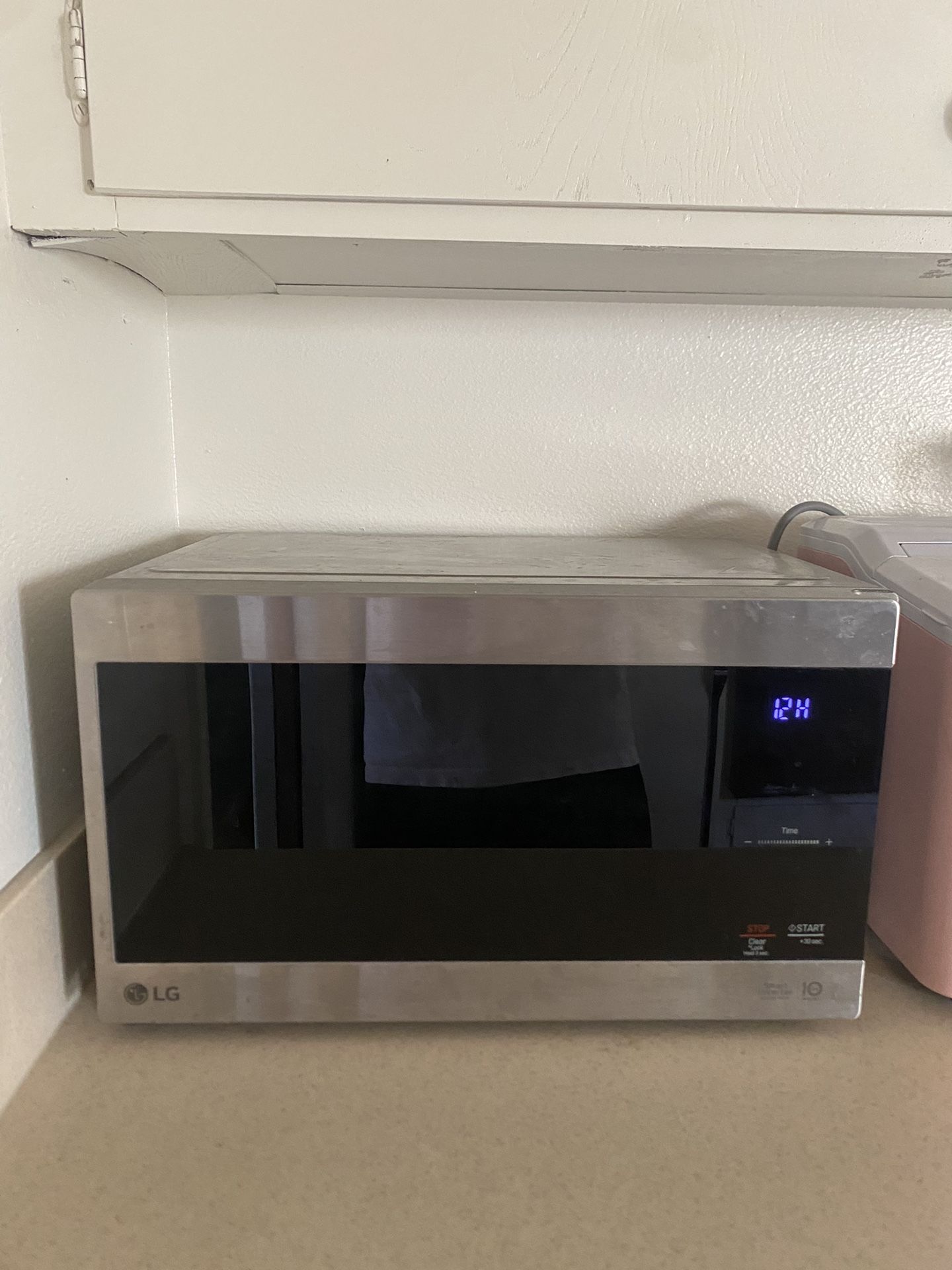 LG Microwave
