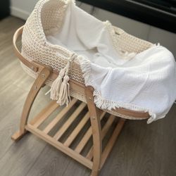 crib for newborns