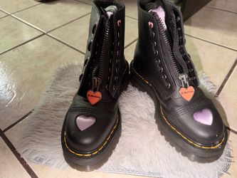 Valentine Dr Martens