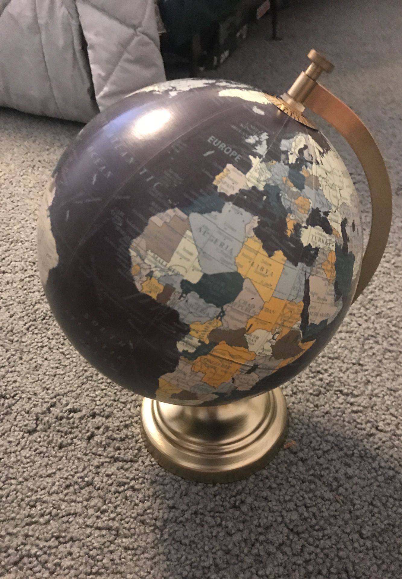 Globe