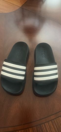 Kids, Adidas sandals size 11