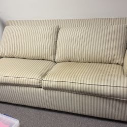 Free Sofa With Retractable Bed Inside