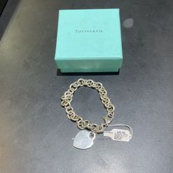 Tiffany And Co 8” Heart Bracelet 