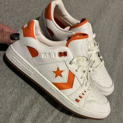 Converse    Men’s 11.5