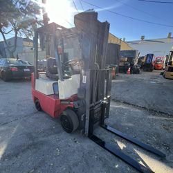 Forklift