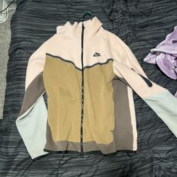 Nike Tech Jacket