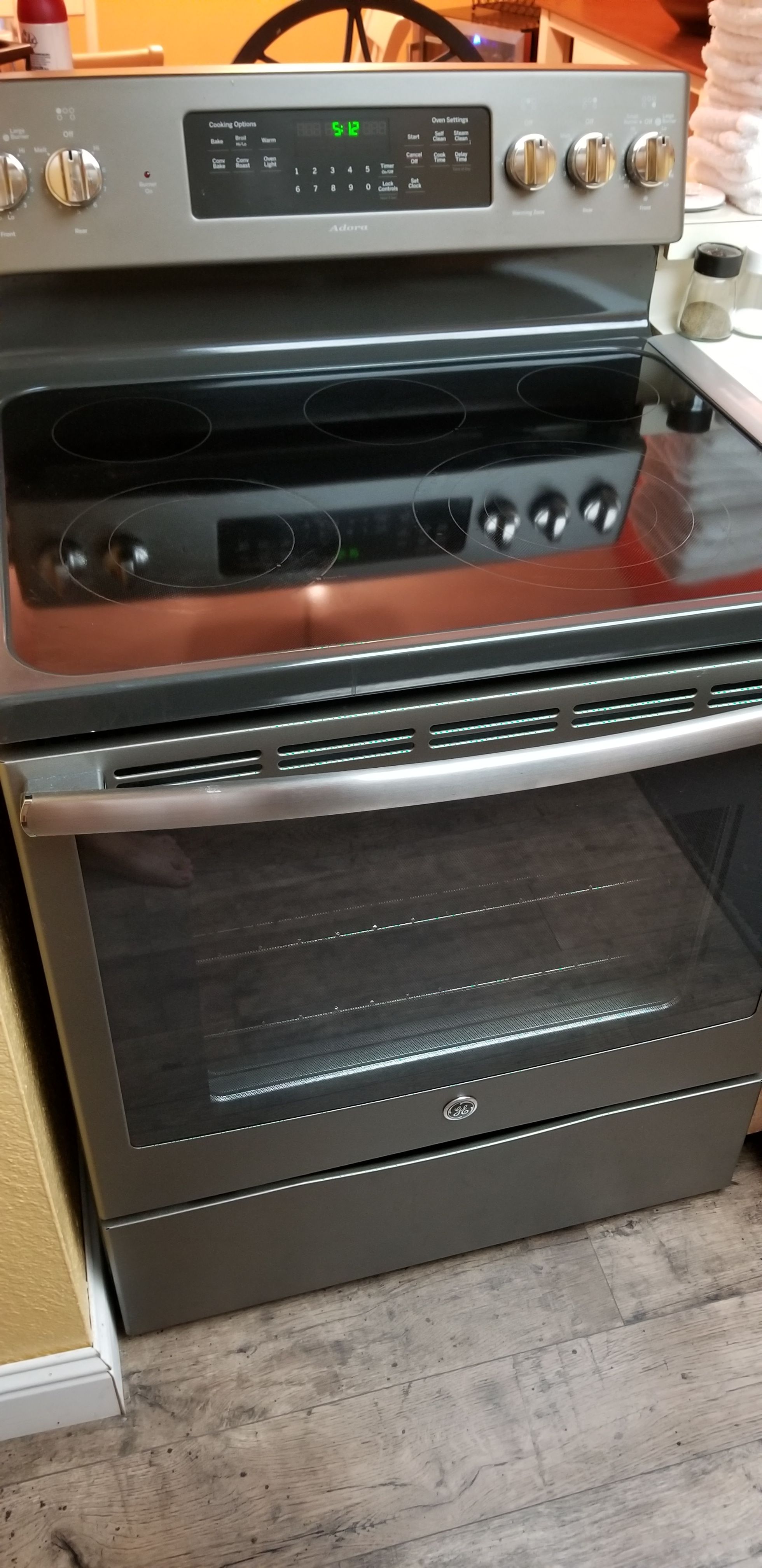 GE Electric Stove 30 $400