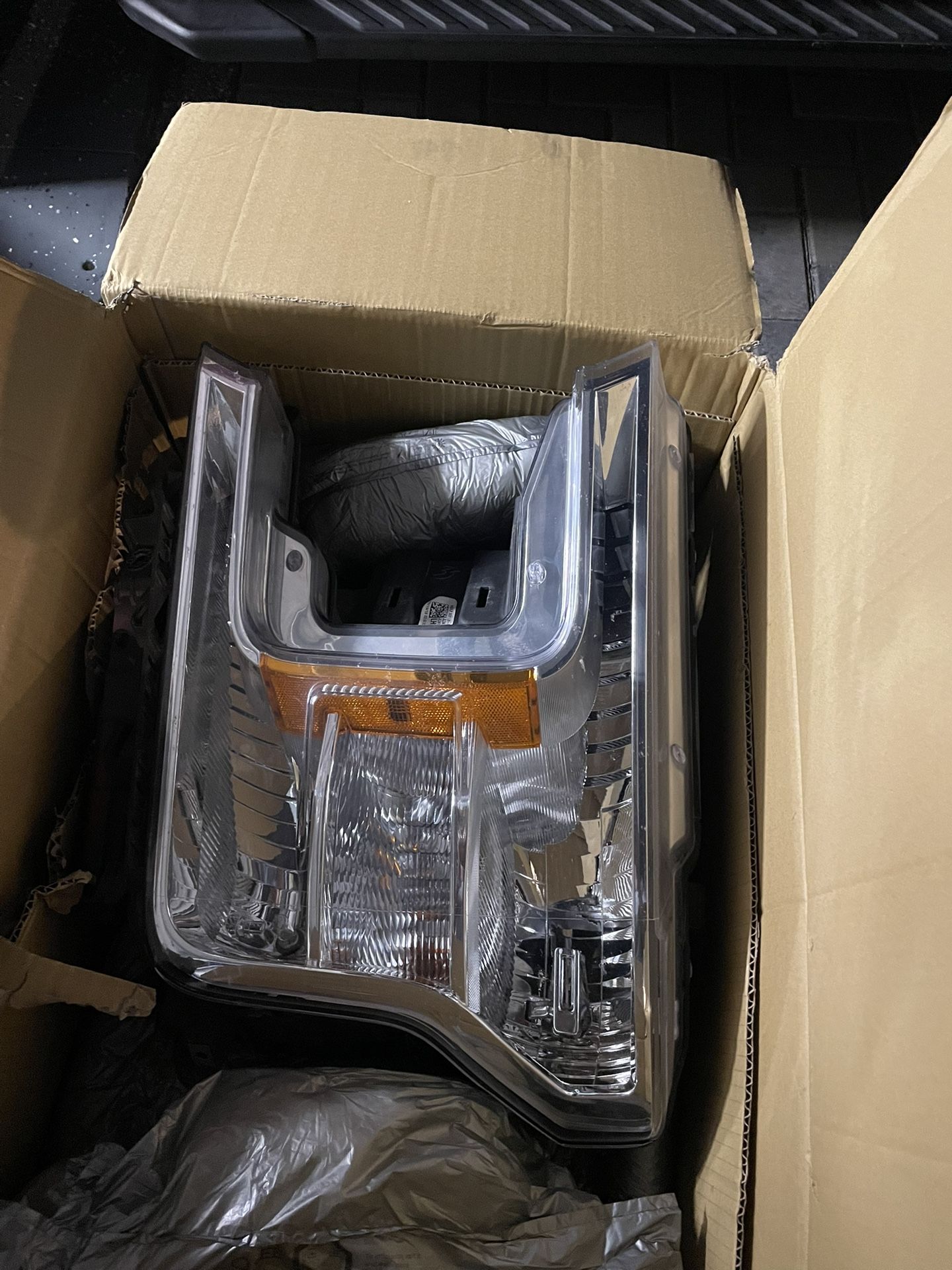 ford 150 Headlights and grill