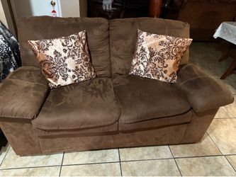 Beautiful loveseat