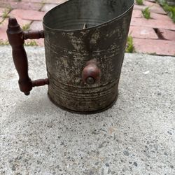 Vintage Bromwell's Measuring Flour