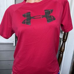 Under Armour YXL Loose Heat Gear T-Shirt