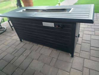 PROPANE FIREPIT TABLE