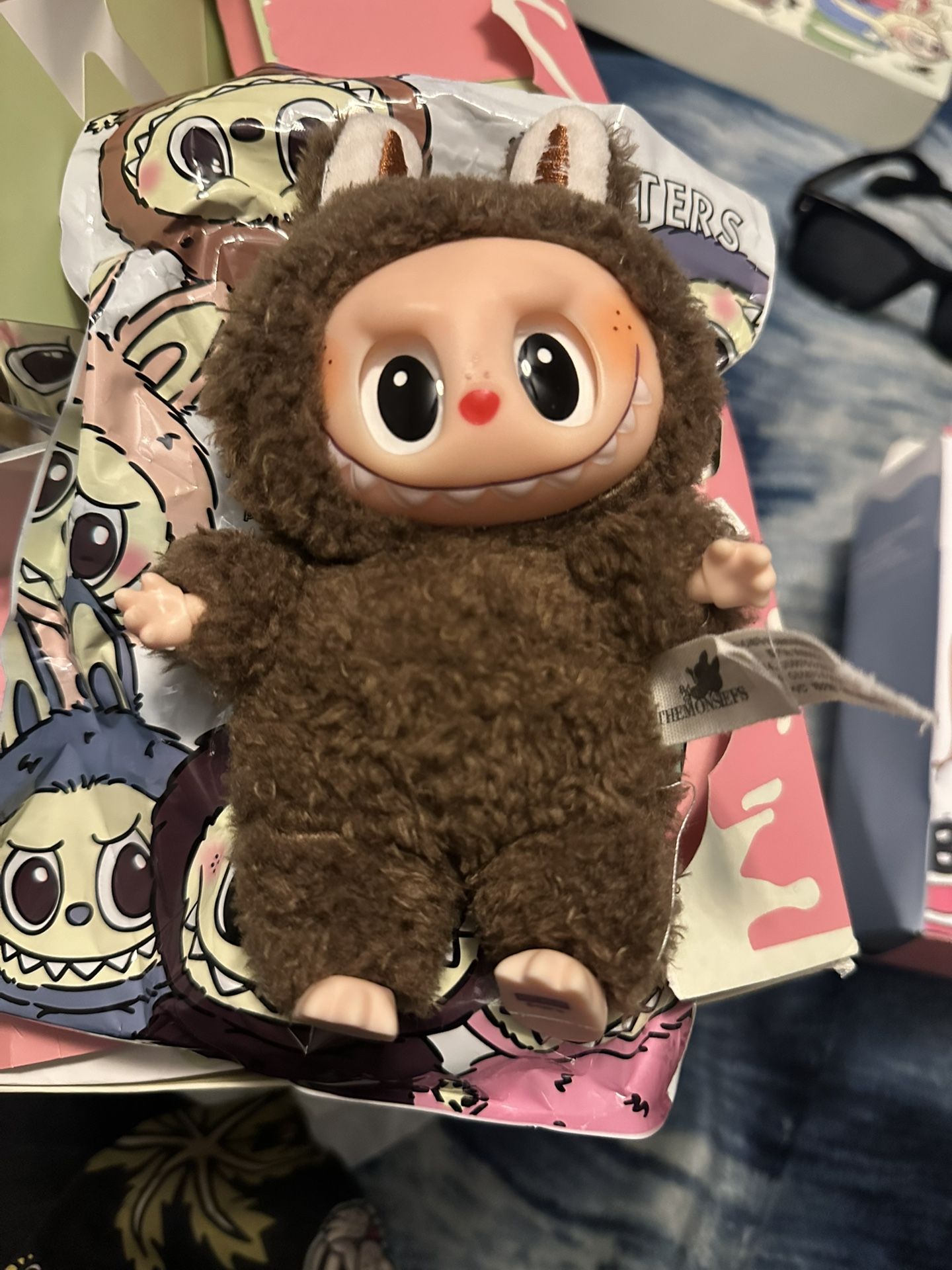 Labubu Plushie Color Dark Brown
