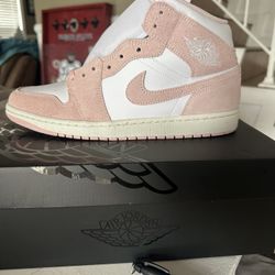 Air Jordan 1 MID SE Legend Pink