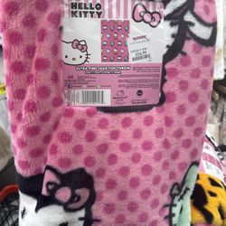 Hello Kitty Halloween Blanket 