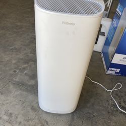 Filtrete Room Air Purifiers 4-Speed (Covers: 370-sq ft) White True HEPA Air Purifier