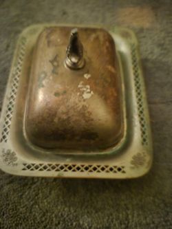 Silver Plated Vintage Floral Covered Butter Dish w/ Lid & Tray 6x5x3 in
