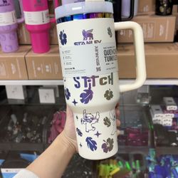 White Stitch 42 Oz Stanley 