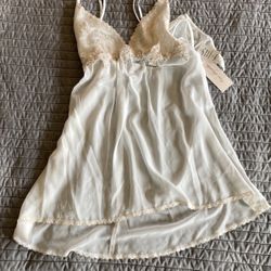 Linea Donatella Lingerie 2 Piece Set Lace Ivory Size Small
