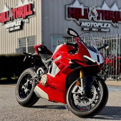 2023 Ducati Panigale V4 R