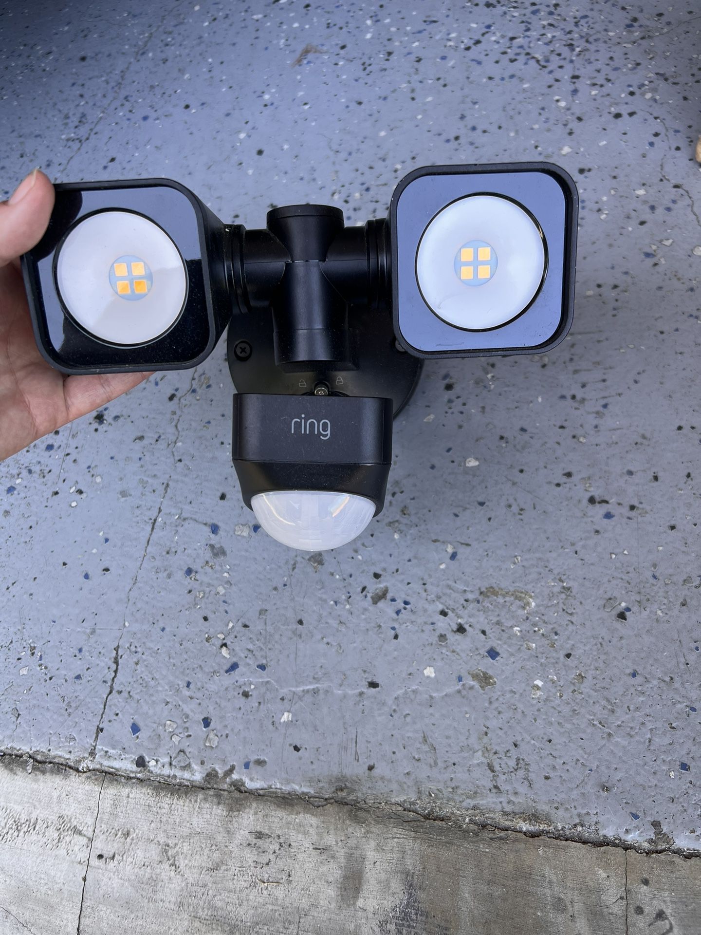 RING Flood Light (Smart Lighting Black Motion Activated Outdoor Integrated  LED Floodlight Wired) for Sale in Tacoma, WA OfferUp