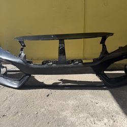 2017-2020 HONDA CIVIC HATCHBACK FRONT BUMPER OEM 