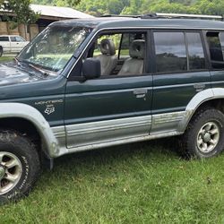 1996 Mitsubishi Montero