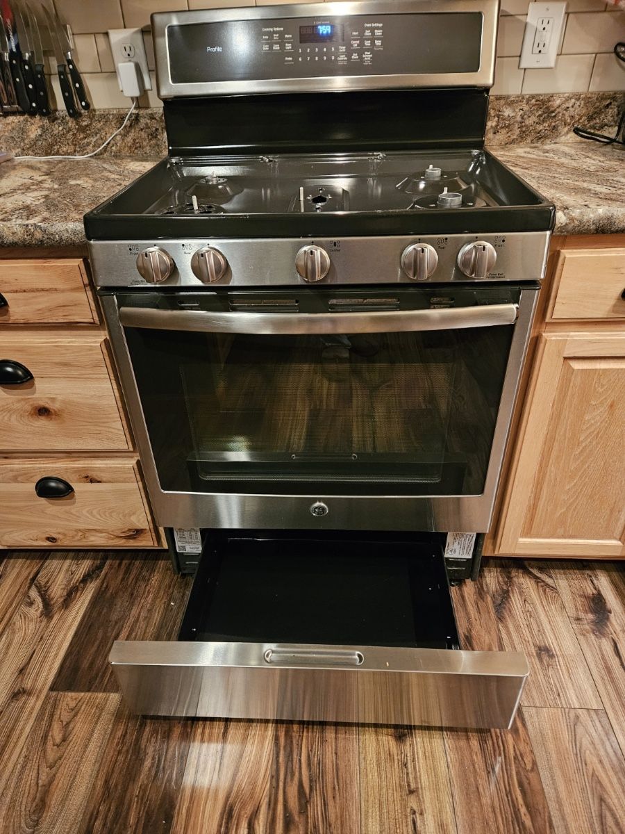 GE Profile Gas Range