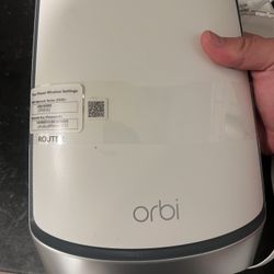 Orbi RBR850 Router