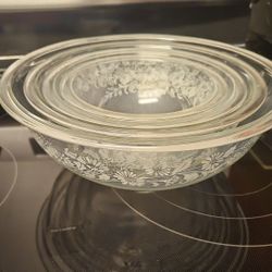 Set of 4 Vintage Pyrex Nesting Mixing Bowls COLONIAL MIST Clear w/ White Flowers