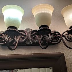 Light fixture