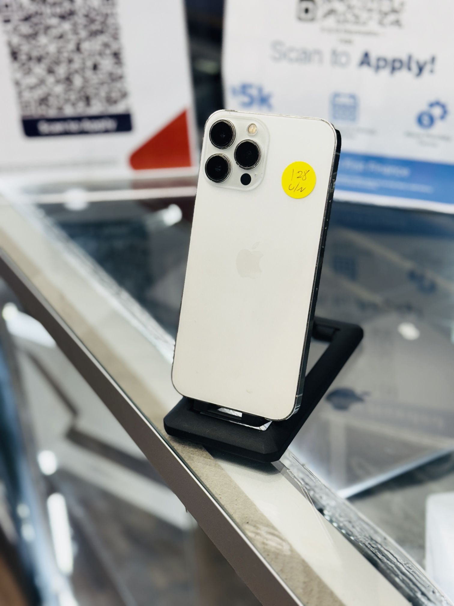 iPhone 13 Pro Max (Factory Unlocked)