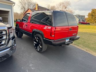1999 Chevy Tahoe 2 door ls sport.