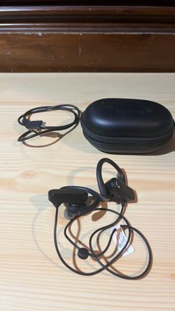 Black web headset