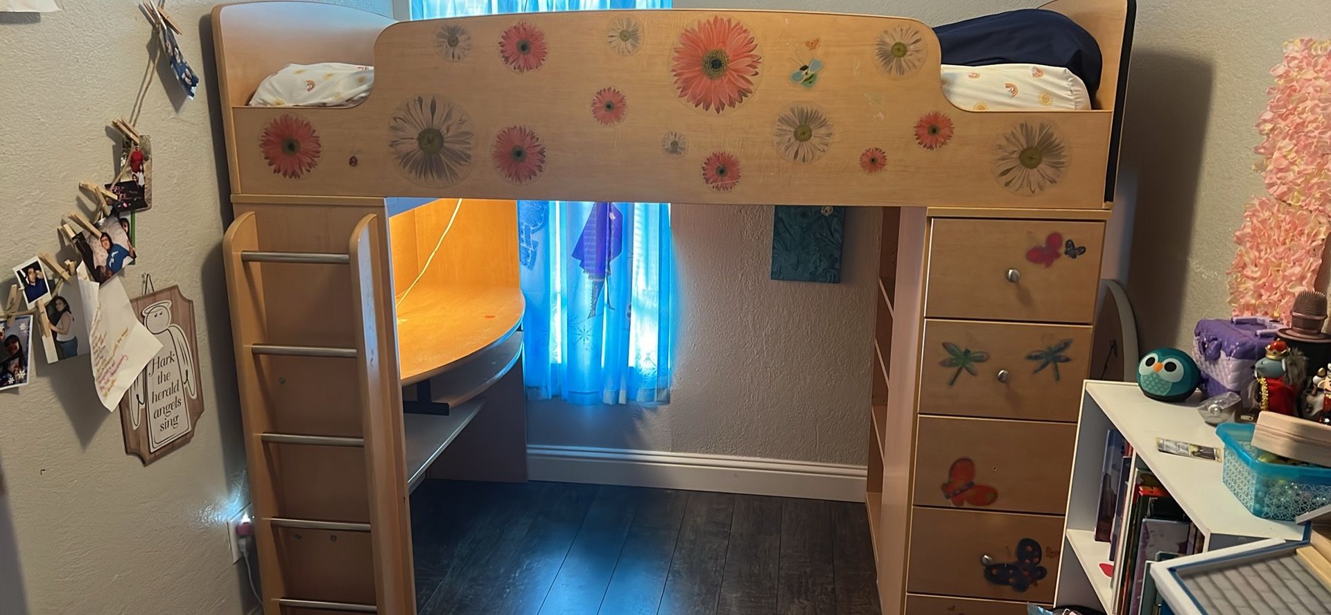 Twin loft Bed With Desk, Drawers, And Shelves 