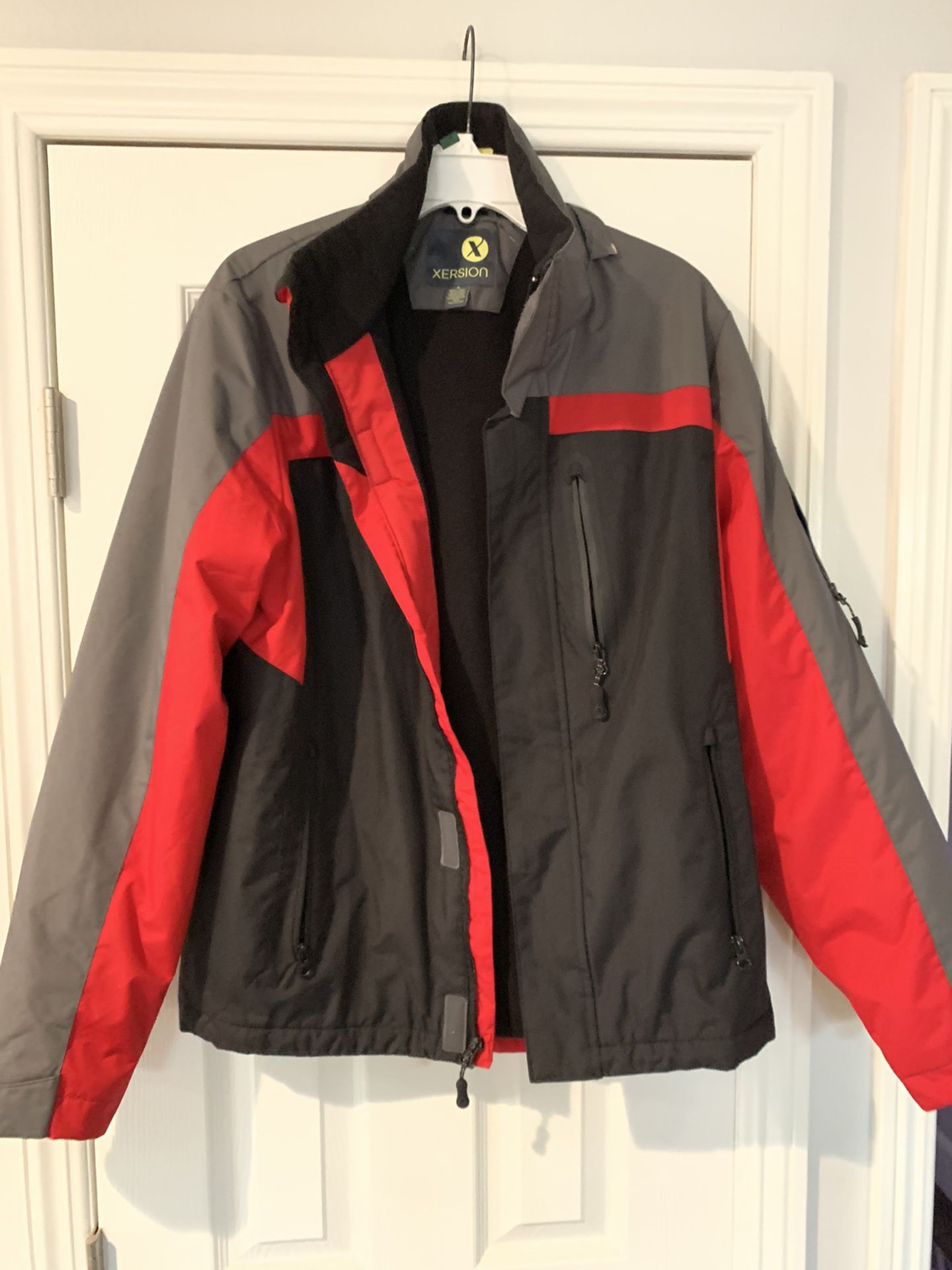 Men’s Small Ski / Snowboard Jacket Small *like New*