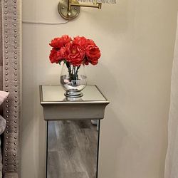 Tall mirrored vintage pedestal side table plant stand 