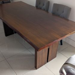 Dining table - Solid Wood 