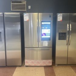 New Samsung Family Hub Bottom Freezer Refrigerator 