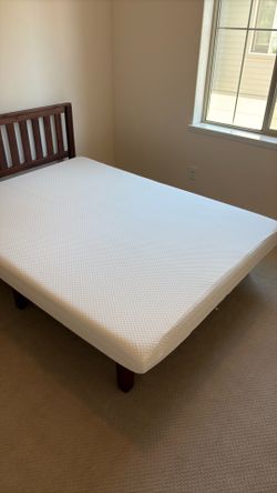 Open but never used queen size mattress
