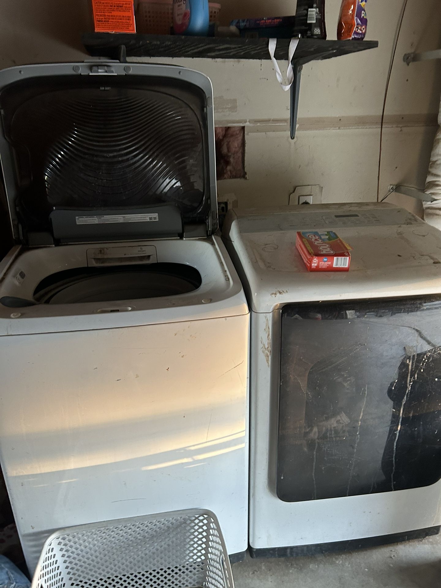 Washer And Dryer 