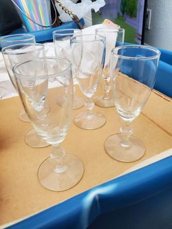 Set of 7 glasses