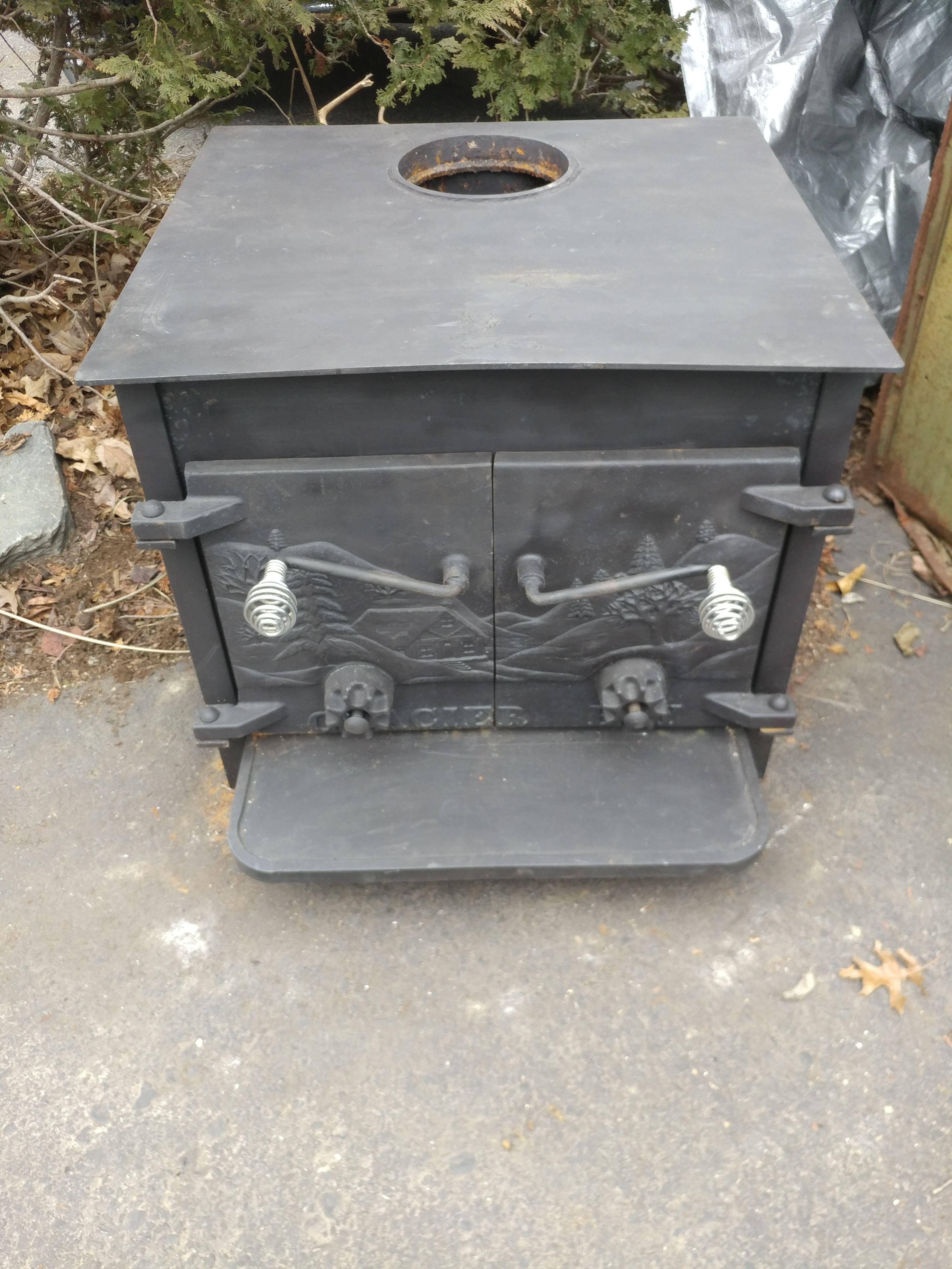Glacier Bay Wood Stove for Sale in Elizabethtown, PA - OfferUp