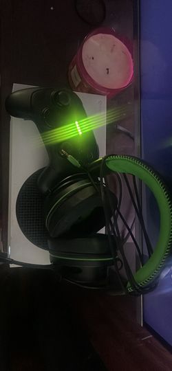 Xbox Headphones And Wolverine Pro Controller