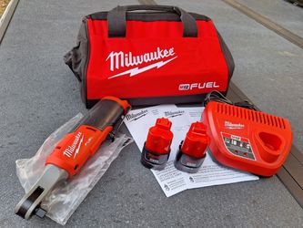New Milwaukee fuel 3/8 electric ratchet
