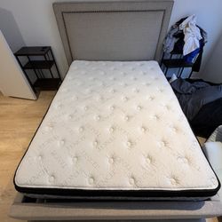 Queen Bed W/ Mattress & Box Spring